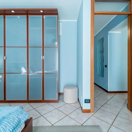 Lakefront Retreat By Wonderful Italy Apartman *
