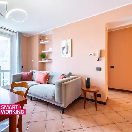 Lakefront Retreat By Wonderful Italy