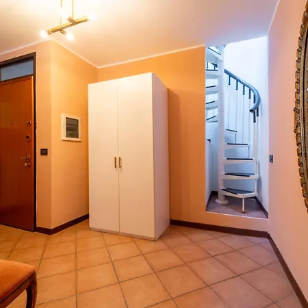 Lakefront Retreat By Wonderful Italy Lejlighed